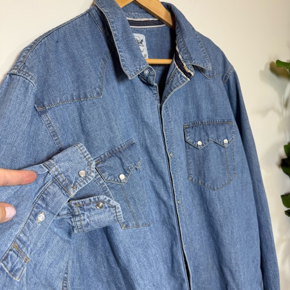 Levis Mens XXL Denim Western Shirt Relaxed Fit Pearl Snap Pockets Cowboy Ranch - Picture 4 of 12